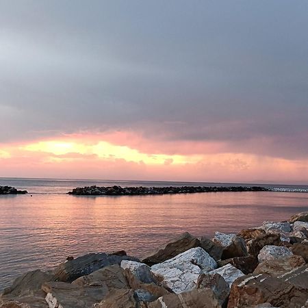 Casa Vacanze Marina Di Pisa Catola Zewnętrze zdjęcie